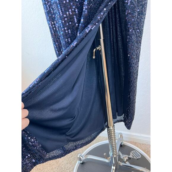 Ieena Duggal Sequined Bow Detail Midi Dress with High Slit Navy Blue size 2 - Picture 11 of 14